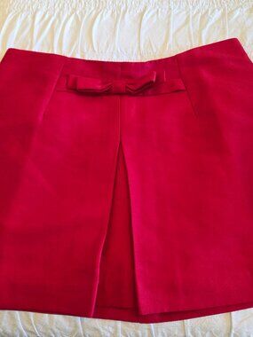 H&M red mini skirt front pleat with bow size 8
